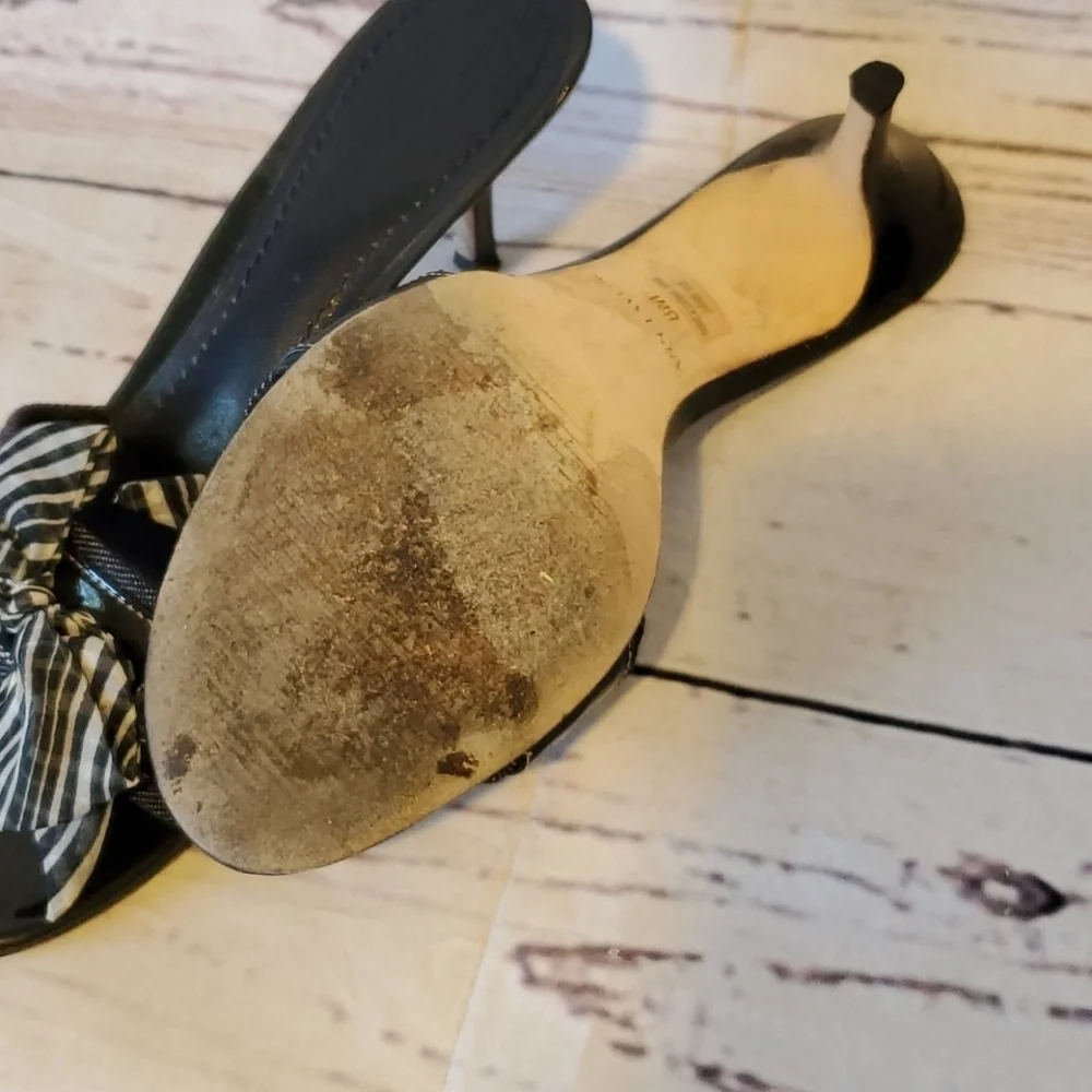 Ann Taylor Heels - Picture 4 of 6